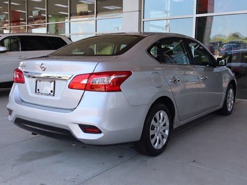 Used 2019 Nissan Sentra S FWD image 8
