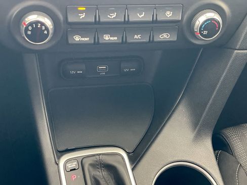 Used 2021 Kia Sportage LX AWD/4WD image 18