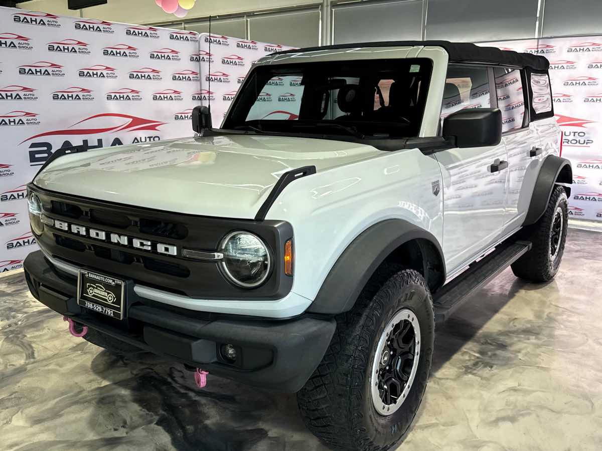 Used 2022 Ford Bronco Big Bend w/ Sasquatch Package AWD/4WD image 10
