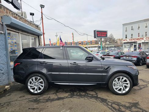 Used 2020 Land Rover Range Rover Sport HSE image 4