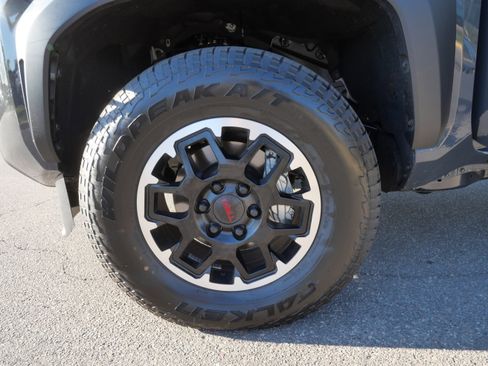 Certified 2026 Toyota Tacoma TRD Off-Road w/ TRD Off Road Premium Package AWD/4WD image 16