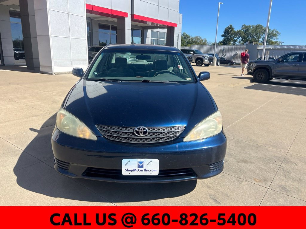 Used 2003 Toyota Camry XLE FWD image 3