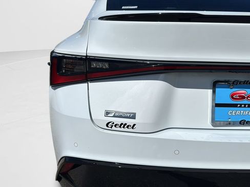 Used 2021 Lexus IS 350 F Sport w/ Navigation Package RWD image 40