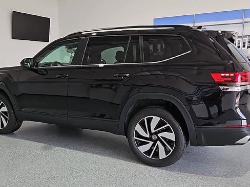 New 2026 Volkswagen Atlas SE FWD image 7