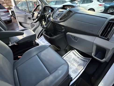 Used 2019 Ford Transit 350 350 HD Cab & Chassis 2D image 17