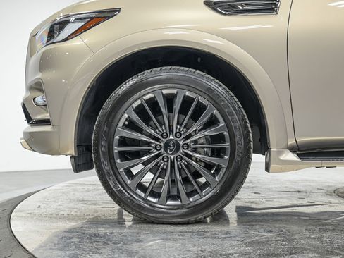 Used 2023 INFINITI QX80 Premium Select w/ Cargo Package image 3