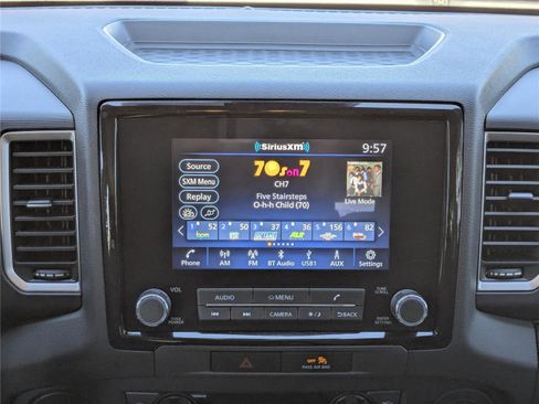 Used 2023 Nissan Frontier SV w/ SV Convenience Package image 19