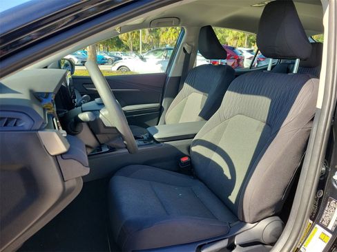 Used 2025 Toyota Camry LE image 17