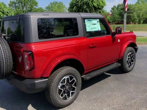 Used 2023 Ford Bronco Outer Banks image 8