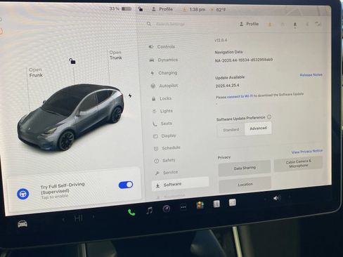 Used 2020 Tesla Model Y Long Range image 14