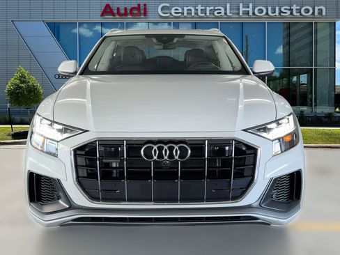 Certified 2023 Audi Q8 Prestige image 6