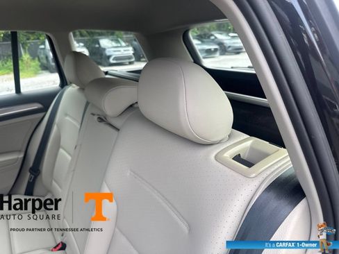 Used 2017 Volkswagen Golf Alltrack S AWD/4WD image 9