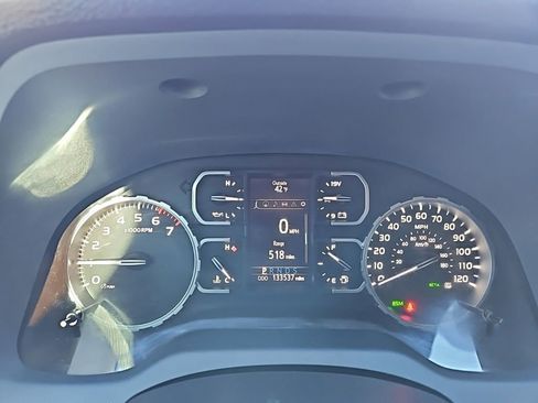 Used 2018 Toyota Tundra SR5 image 20