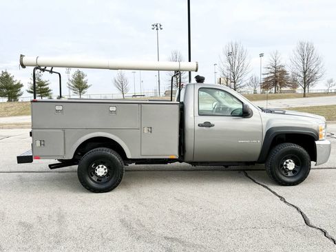 Used 2008 Chevrolet Silverado 3500 W/T image 6