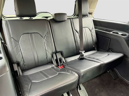 Used 2021 Ford Expedition Platinum image 29