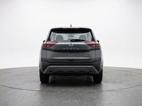 Used 2025 Nissan Rogue SV image 7