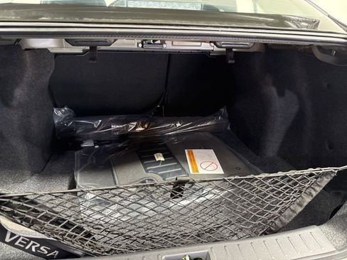 Used 2025 Nissan Versa SV w/ Trunk Package image 17