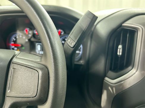 Used 2020 Chevrolet Silverado 2500 Custom w/ Custom Value Package image 17