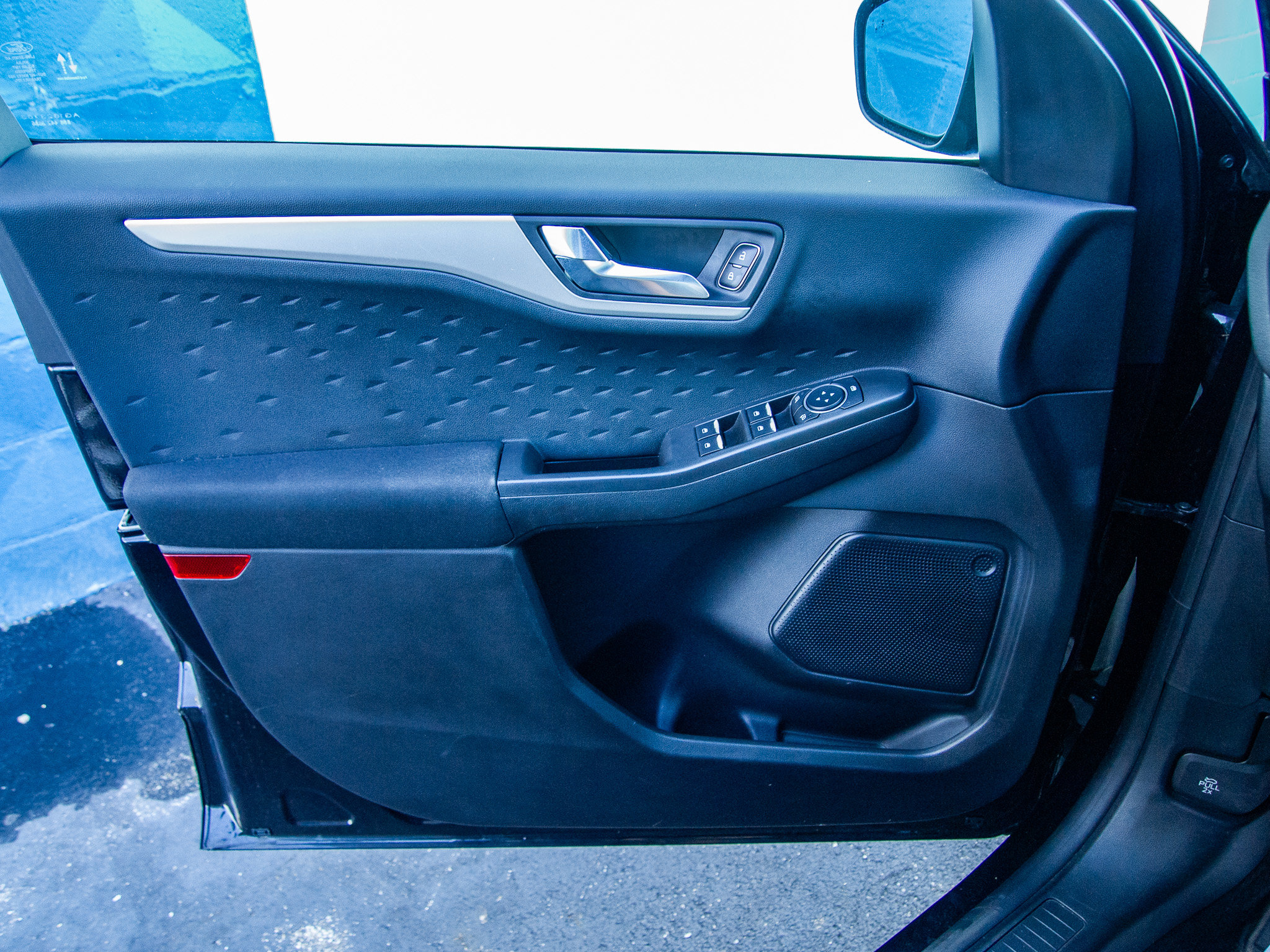 Used 2020 Ford Escape SE AWD/4WD image 11