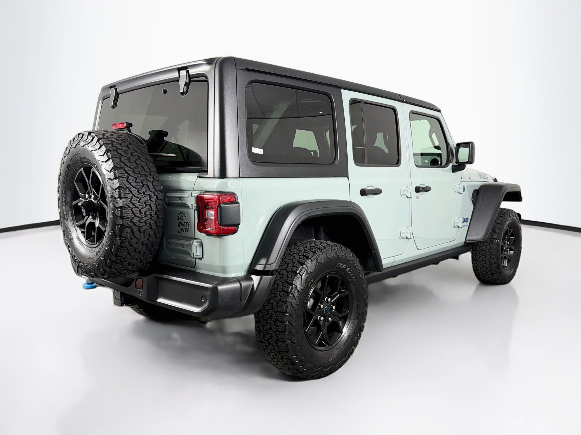 Used 2024 Jeep Wrangler Unlimited AWD/4WD image 9