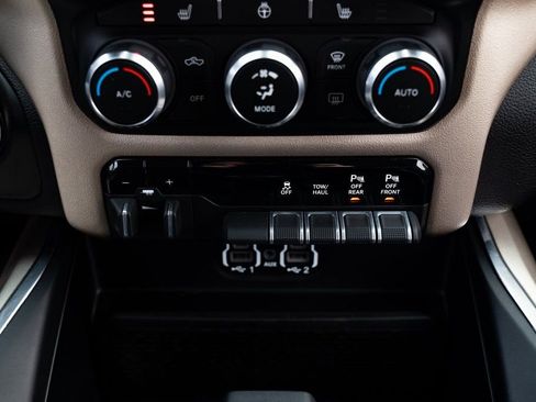 Used 2021 RAM 2500 Laramie image 17