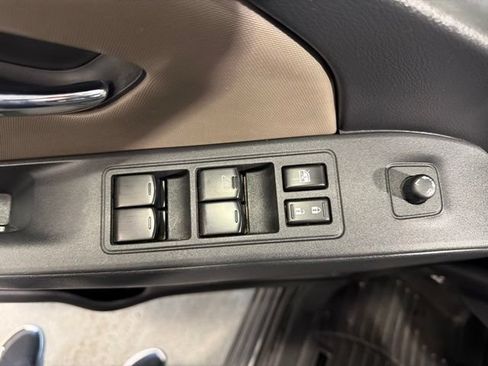 Certified 2022 Nissan Frontier SV AWD/4WD image 18