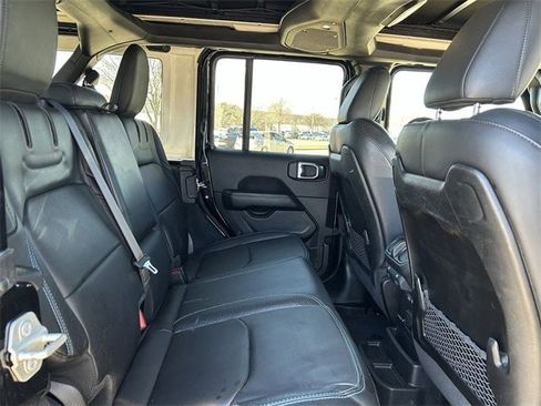 Used 2024 Jeep Wrangler High Altitude image 32