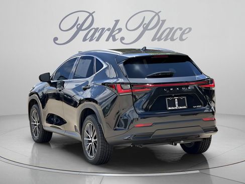 Used 2024 Lexus NX 250 FWD image 3