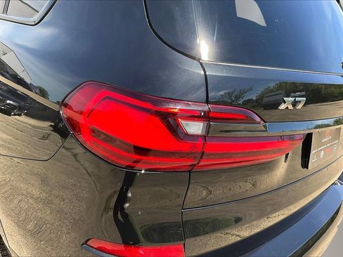 Used 2022 BMW X7 M50i w/ Dynamic Handling Package AWD/4WD image 23