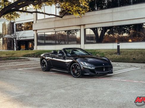 Used 2013 Maserati GranTurismo Sport image 39