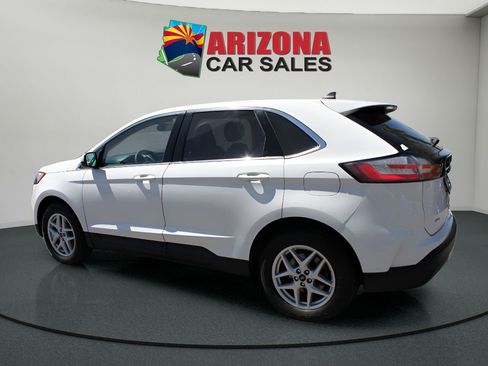 Used 2021 Ford Edge SEL image 2