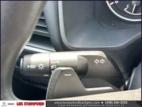 Used 2023 Nissan Rogue SV AWD/4WD image 26