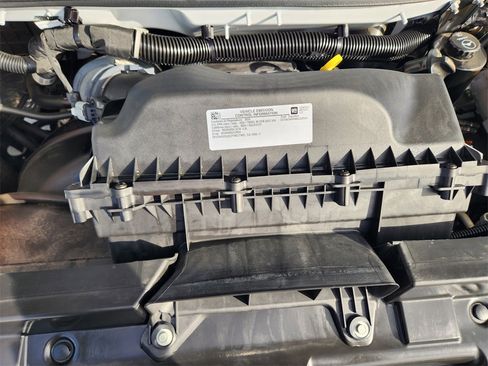 Certified 2024 GMC Savana 2500 w/ Driver Convenience Package image 30