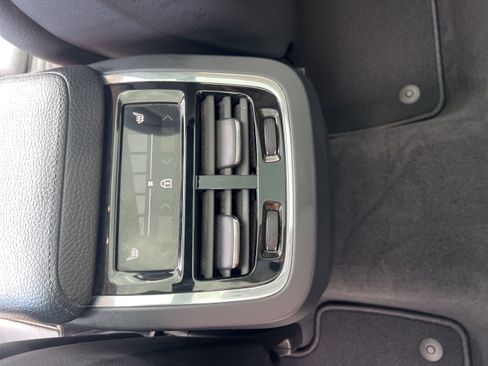 Used 2019 Volvo XC60 T5 Inscription w/ Protection Package Premier AWD/4WD image 23