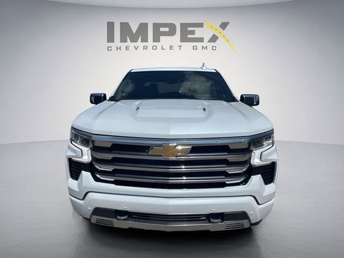 New 2026 Chevrolet Silverado 1500 High Country w/ Technology Package AWD/4WD image 8