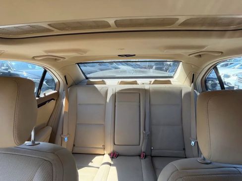 Used 2011 Mercedes-Benz S 550 image 11