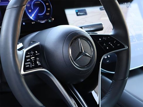 Certified 2023 Mercedes-Benz EQS 580 4MATIC SUV image 20