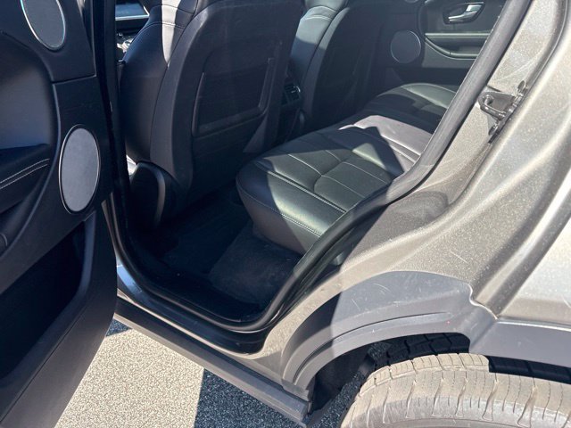 Used 2018 Land Rover Range Rover Evoque SE AWD/4WD image 9
