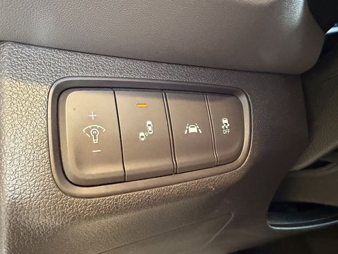 Used 2020 Hyundai Santa Fe SEL image 19