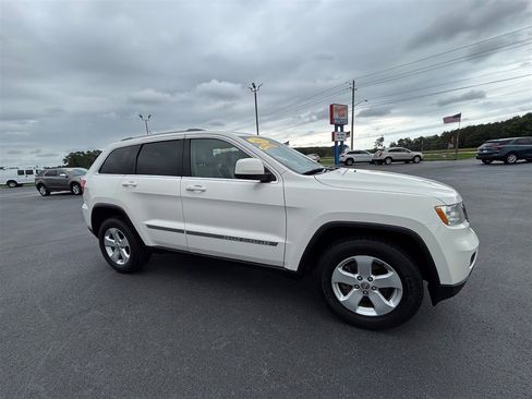 Used 2012 Jeep Grand Cherokee Laredo RWD image 9