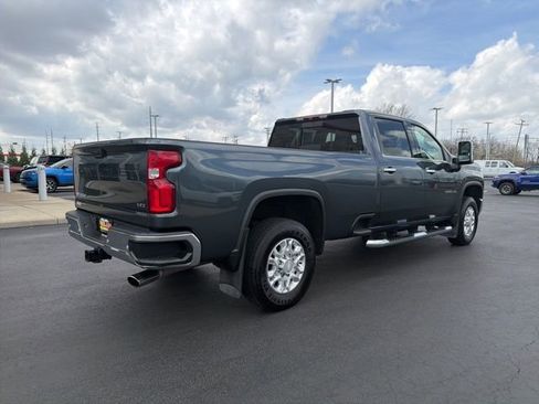 Used 2020 Chevrolet Silverado 2500 LTZ w/ LTZ Plus Package AWD/4WD image 7