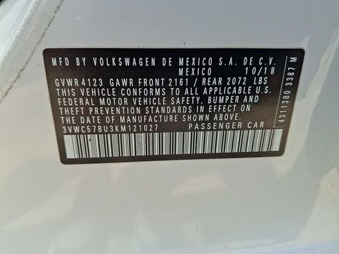 Used 2019 Volkswagen Jetta SE w/ Cold Weather Package FWD image 27