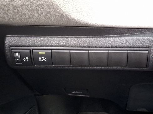 Certified 2025 Toyota Corolla LE image 22