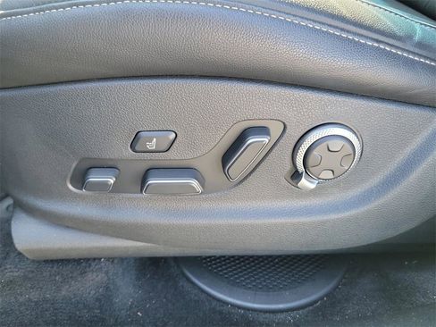 Used 2025 Genesis GV80 2.5T Prestige image 26