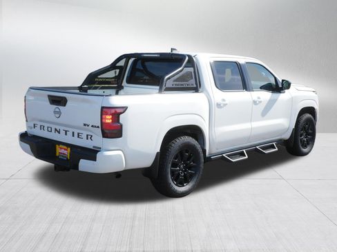 Used 2023 Nissan Frontier SV w/ Midnight Edition Package AWD/4WD image 7