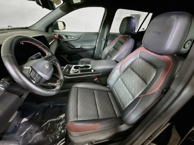 Used 2025 Chevrolet Equinox RS w/ Safety and Technology Package FWD image 21
