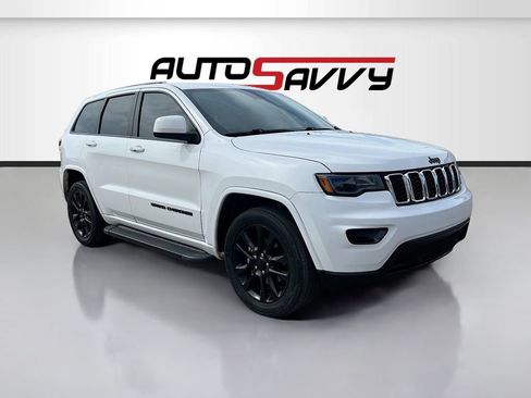 Used 2020 Jeep Grand Cherokee Altitude AWD/4WD image 1