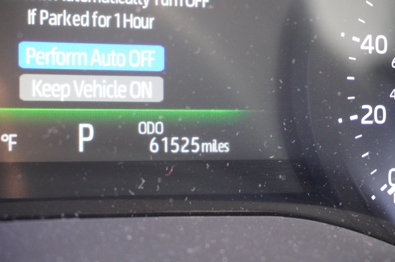 Used 2025 Toyota Sienna XLE w/ XLE Plus Package FWD image 3