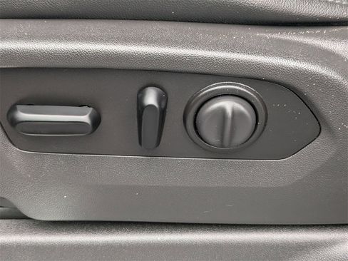 Used 2021 Chevrolet Silverado 1500 LTZ image 20