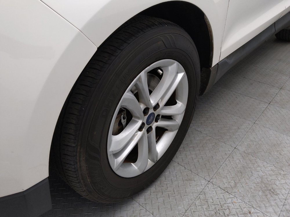 Used 2019 Ford Edge SEL w/ Equipment Group 201A AWD/4WD image 31